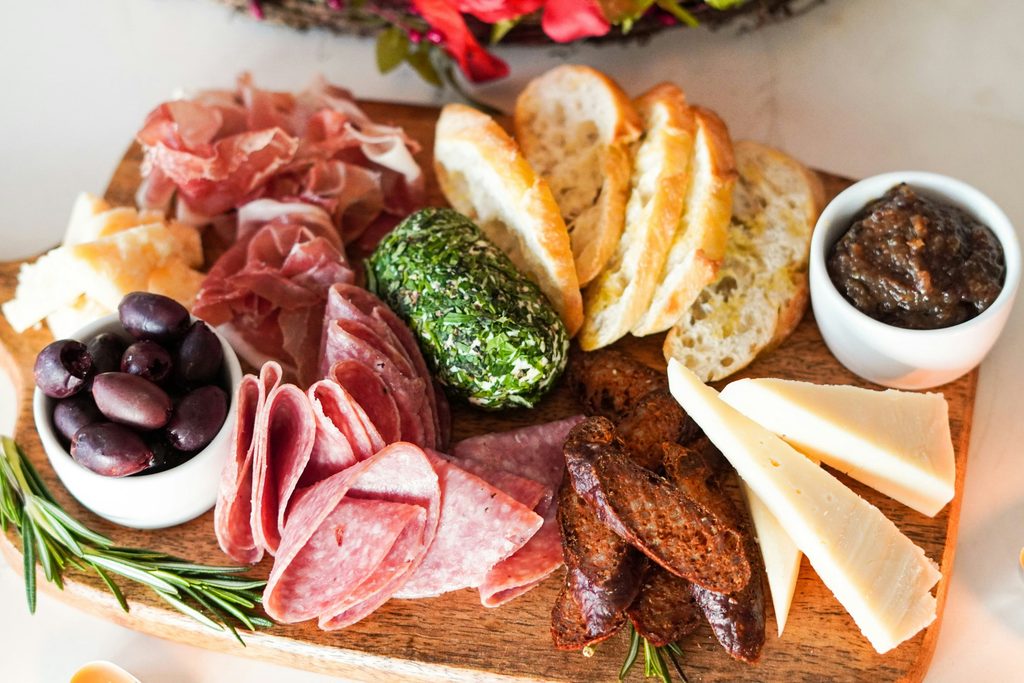 holiday food and cocktail pairing