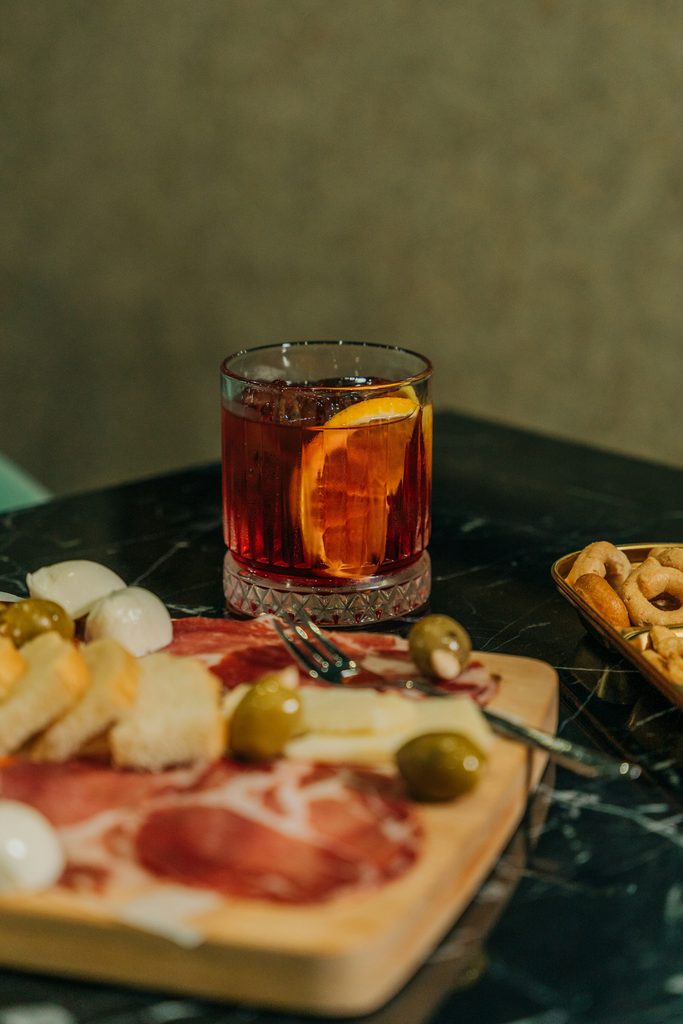 charcuterie and cheese cocktail pairing