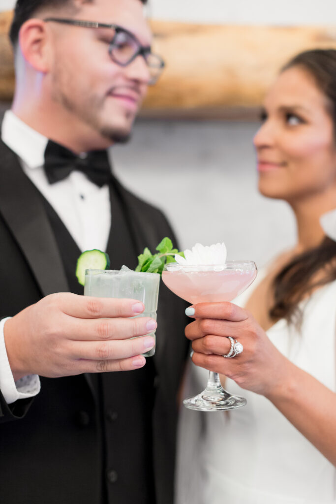 How to Hire a Wedding Bartender - Peak Beverage